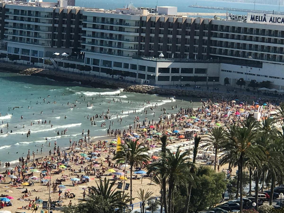 Apartamento con vistas al mar primera linea de playa del Postiguet Alicante Exterior foto