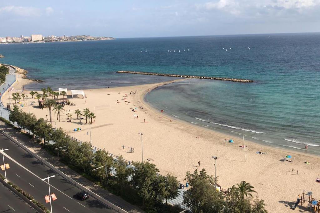 Apartamento Apartamento con vistas al mar primera linea de playa del Postiguet Alicante Exterior foto