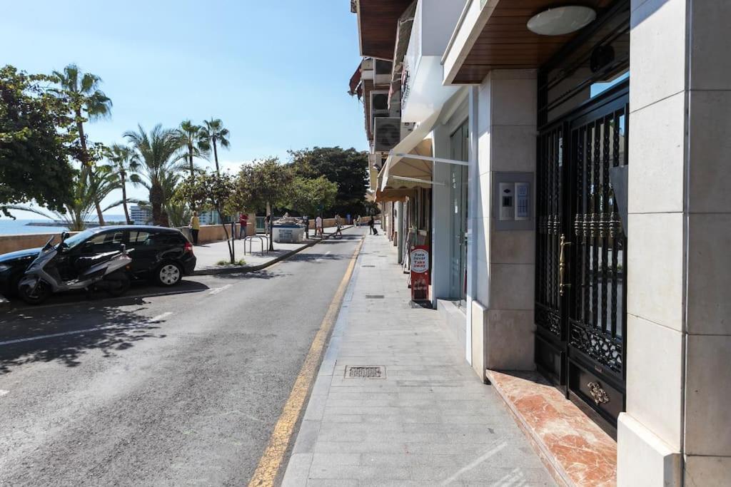 Apartamento Apartamento con vistas al mar primera linea de playa del Postiguet Alicante Exterior foto