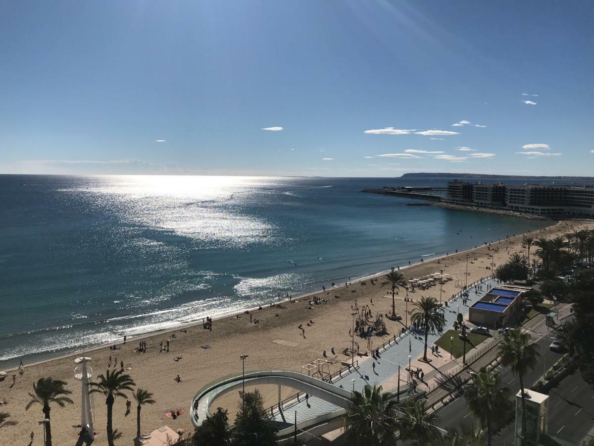 Apartamento Apartamento con vistas al mar primera linea de playa del Postiguet Alicante Exterior foto